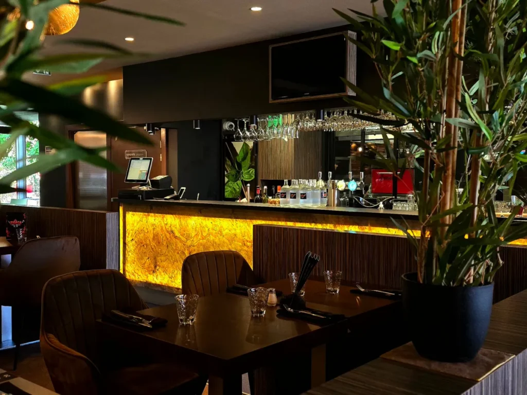 Le bar du restaurant BRASA à Épinal